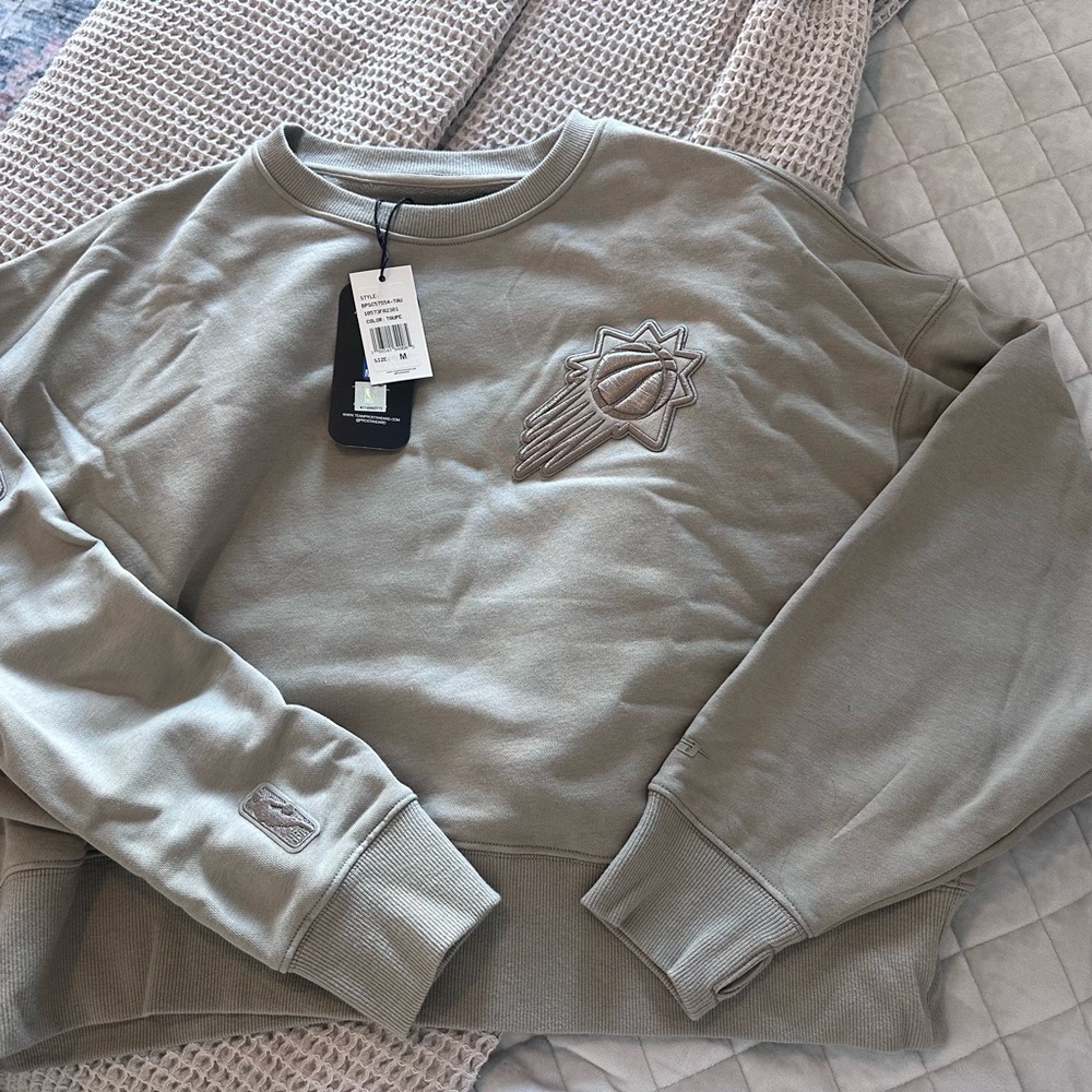 NWTs NBA Women Phoenix Suns Crewneck Sweatshirt